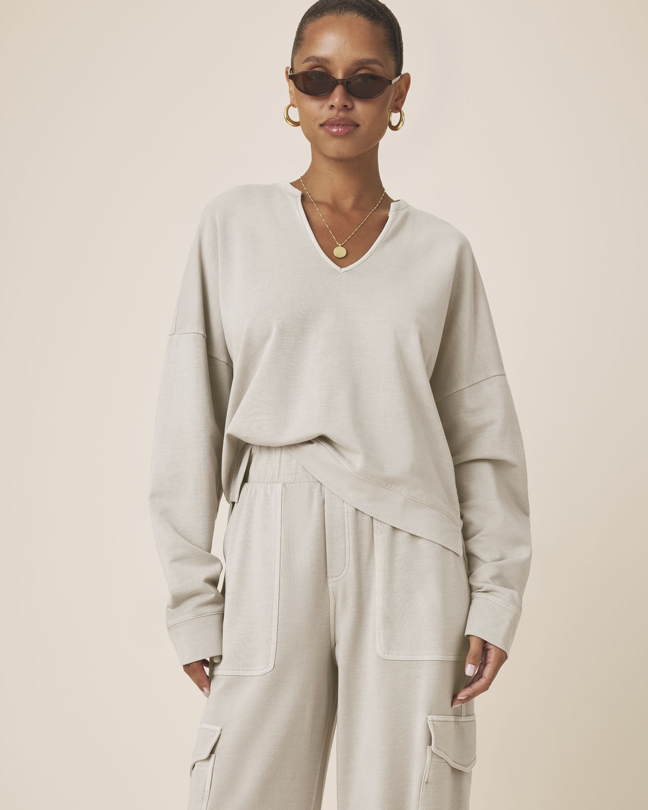 トップス BEEDEN DISCOMFORT SWITCHING LOGOPULLOVER Women's Pullovers | Splendid Official Site
